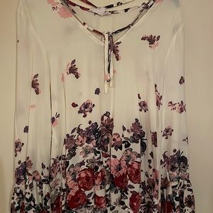 Love Rich Ivory Floral Top